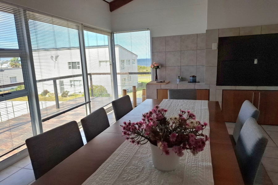 5 Bedroom Property for Sale in Bettys Bay Western Cape